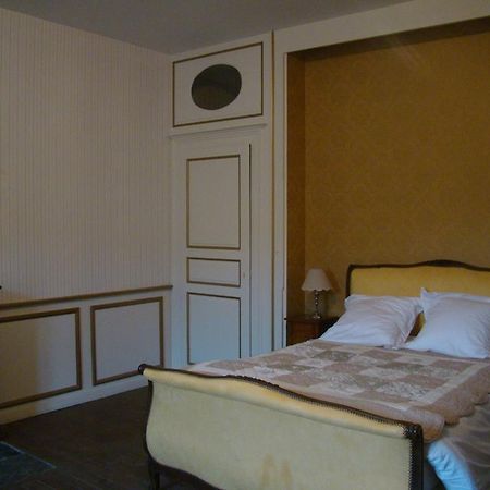Gentilhommiere Eaux Bleues Bed and Breakfast Ecot-la Combe Εξωτερικό φωτογραφία