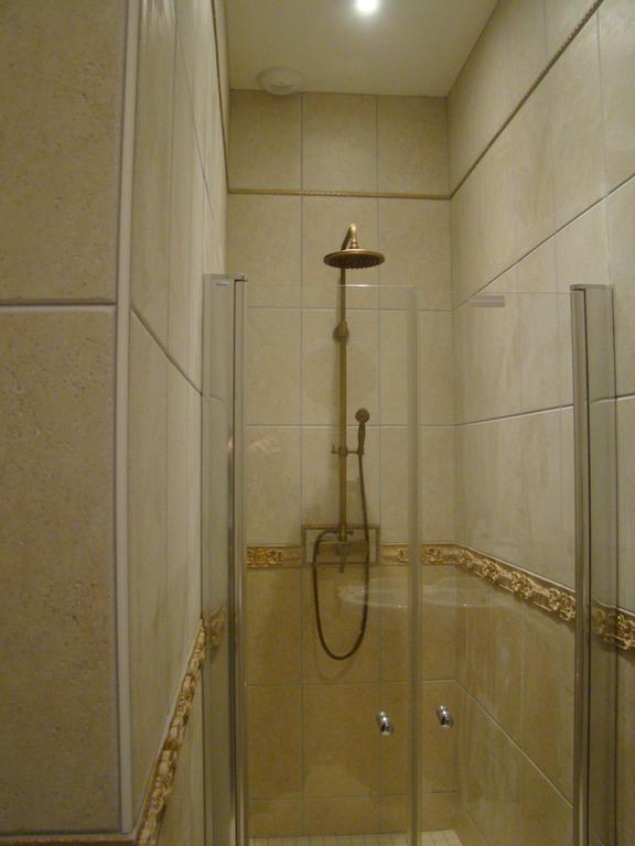 Gentilhommiere Eaux Bleues Bed and Breakfast Ecot-la Combe Εξωτερικό φωτογραφία